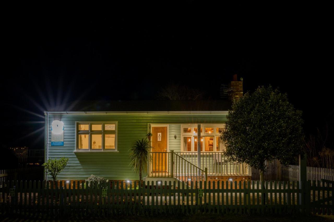 Вилла Den Of Joy Humberston Fitties Sleeps 6,Hot Tub,Log Burner Клиторпс Экстерьер фото